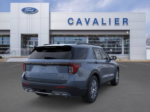 Used 2026 Ford Explorer Active w/ Active Comfort Package AWD/4WD image 8