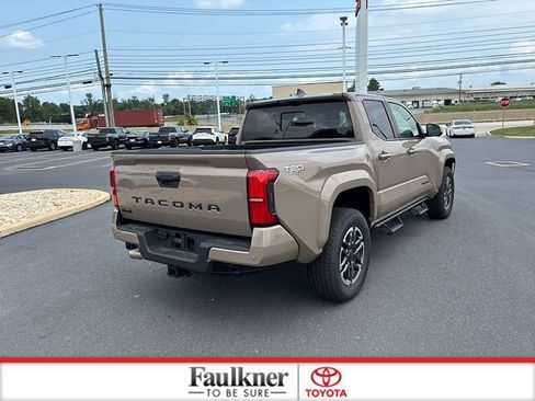 Certified 2026 Toyota Tacoma TRD Sport w/ TRD Sport Premium Package AWD/4WD image 11