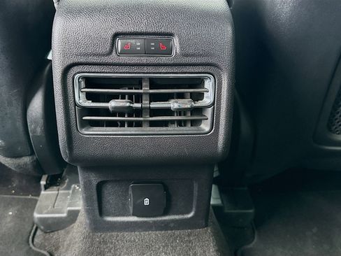 Used 2022 Lincoln Corsair FWD w/ Equipment Group 101A image 16