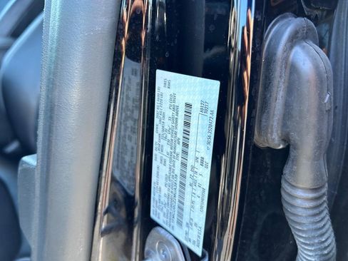 Used 2021 Ford Escape SEL image 23