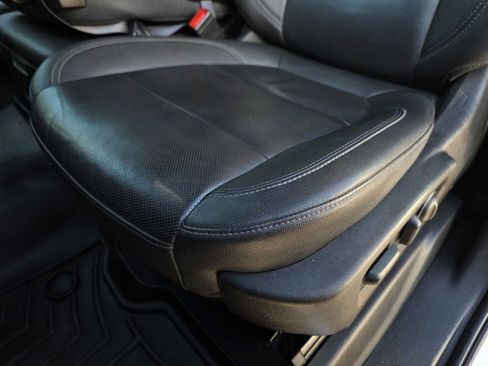 Used 2022 Chevrolet Silverado 2500 LTZ w/ Z71 Off-Road Package image 22