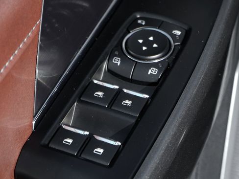 Used 2023 Ford F150 Lariat w/ Equipment Group 502A High image 17