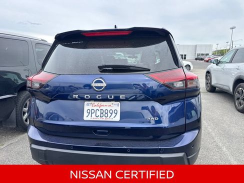 Certified 2025 Nissan Rogue SV AWD/4WD image 10