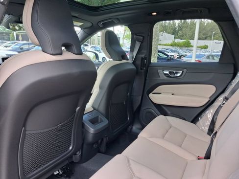 New 2026 Volvo XC60 B5 Core AWD/4WD image 5