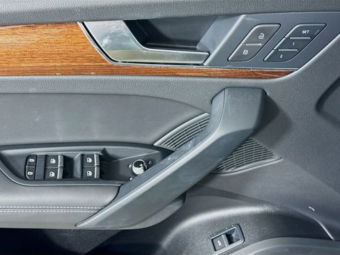 Certified 2023 Audi Q5 2.0T Premium Plus w/ Premium Plus Package image 11