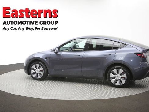 Used 2023 Tesla Model Y Long Range AWD/4WD image 57