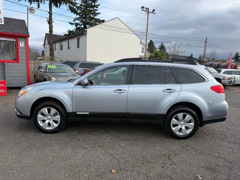 Used 2012 Subaru Outback 2.5i Premium w/ All-Weather Pkg image 6