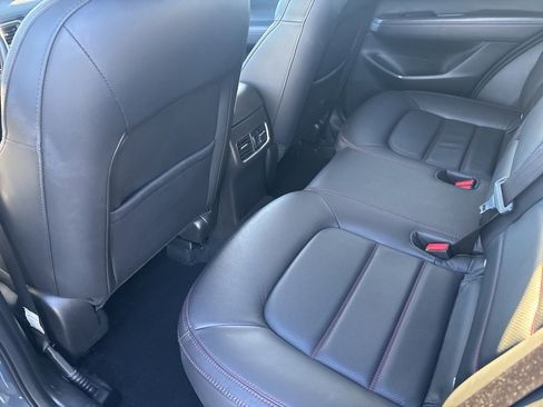 Used 2024 MAZDA CX-5 Carbon Edition image 12