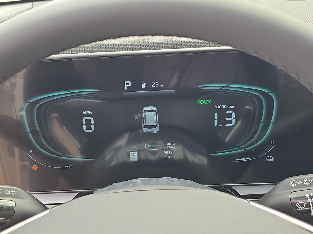 New 2026 Kia Niro EX FWD image 31