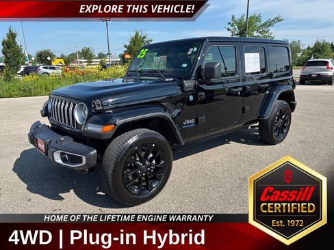 Used 2025 Jeep Wrangler Unlimited Sahara w/ Safety Group AWD/4WD image 1