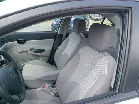 Used 2009 Hyundai Accent GLS w/ Popular Equipment Pkg 5 FWD image 27