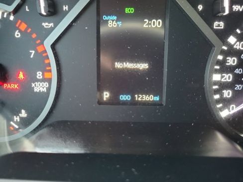 Used 2026 Toyota Tundra SR5 w/ SR5 Premium Package AWD/4WD image 18
