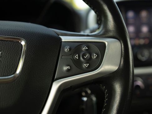 Used 2020 GMC Canyon SLT w/ Driver Alert Package AWD/4WD image 7