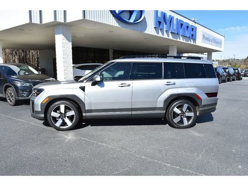 Used 2024 Hyundai Santa Fe Limited image 2
