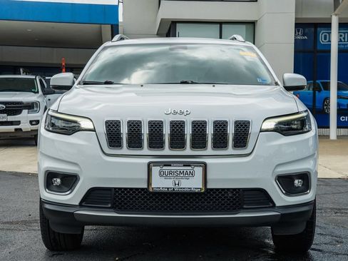 Used 2019 Jeep Cherokee Limited AWD/4WD image 2