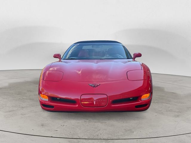 Used 2001 Chevrolet Corvette Convertible w/ Preferred Equipment Group2 RWD image 2