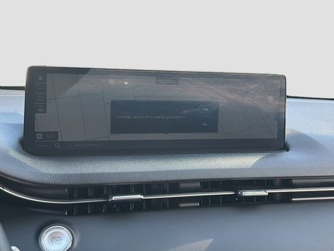 Used 2025 Genesis GV70 2.5T image 10