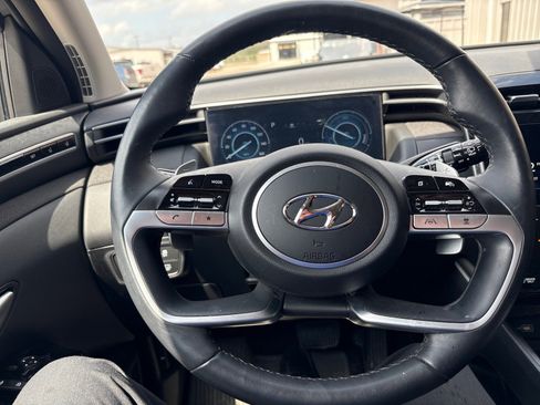 Used 2024 Hyundai Tucson Limited image 13