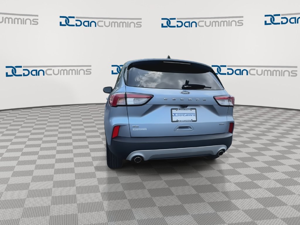 Used 2022 Ford Escape SE FWD image 7