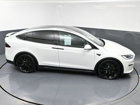 Used 2022 Tesla Model X image 51