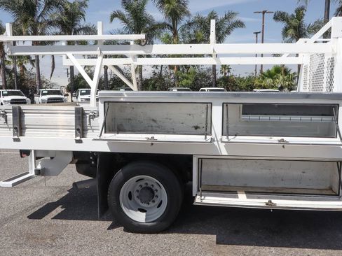 Used 2021 Ford F550 2WD Crew Cab Super Duty image 11