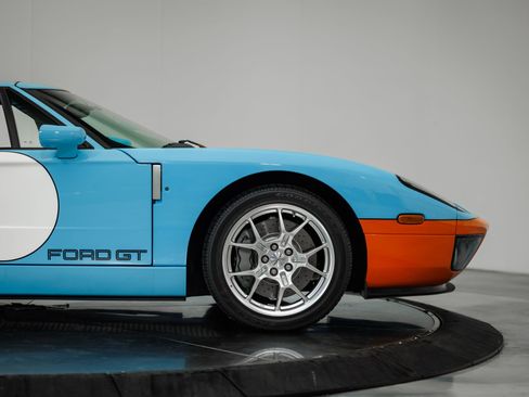 Used 2006 Ford GT image 54