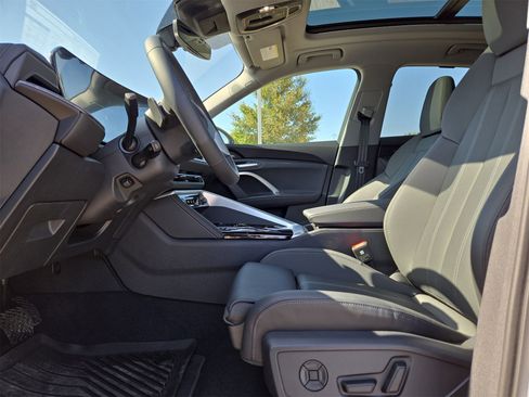 New 2025 Audi Q5 Premium Plus image 16