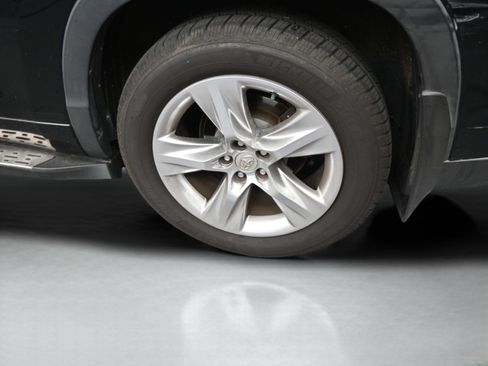 Used 2015 Toyota Highlander Limited Platinum image 38