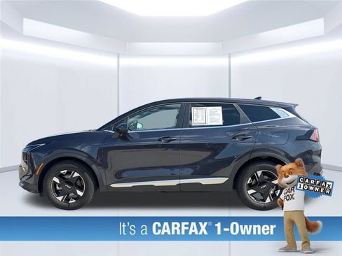 Used 2026 Kia Sportage LX FWD image 3