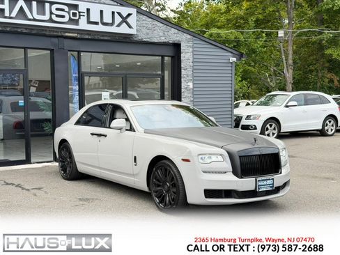 Used 2018 Rolls-Royce Ghost RWD image 10