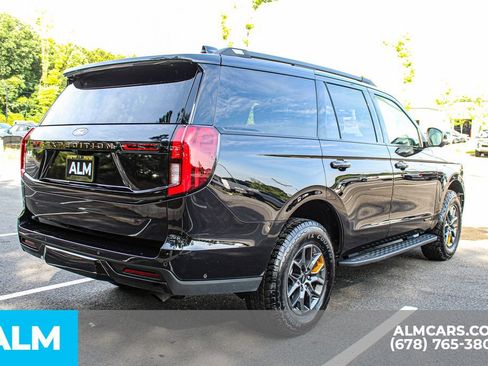Used 2025 Ford Expedition Tremor AWD/4WD image 6
