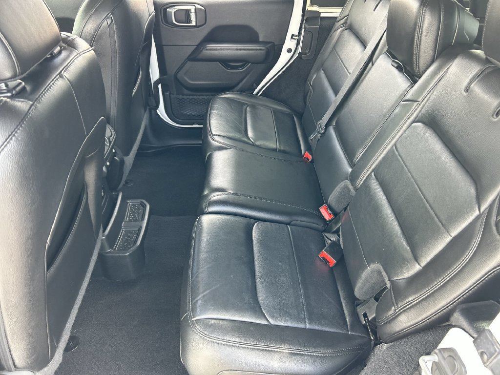 Used 2021 Jeep Wrangler Unlimited Sahara AWD/4WD image 25