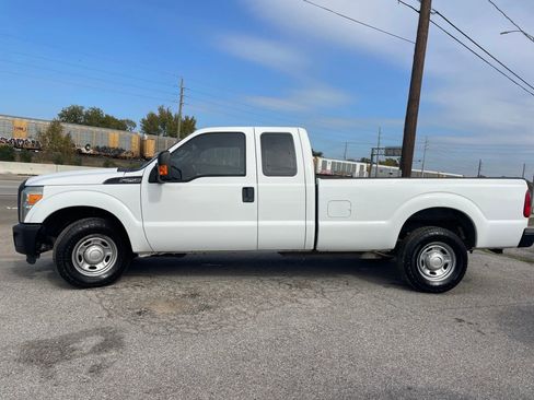 Used 2015 Ford F250 XL w/ Power Equipment Group image 4