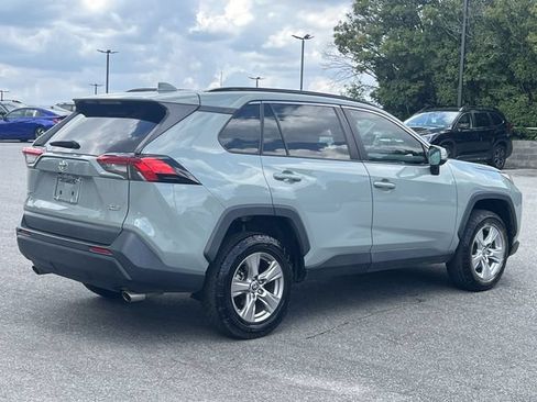 Used 2022 Toyota RAV4 XLE FWD image 13