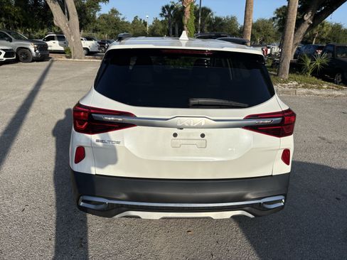 Used 2022 Kia Seltos S FWD image 6