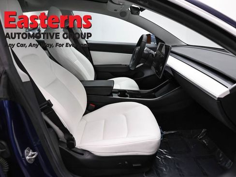 Used 2020 Tesla Model 3 Long Range AWD/4WD image 18