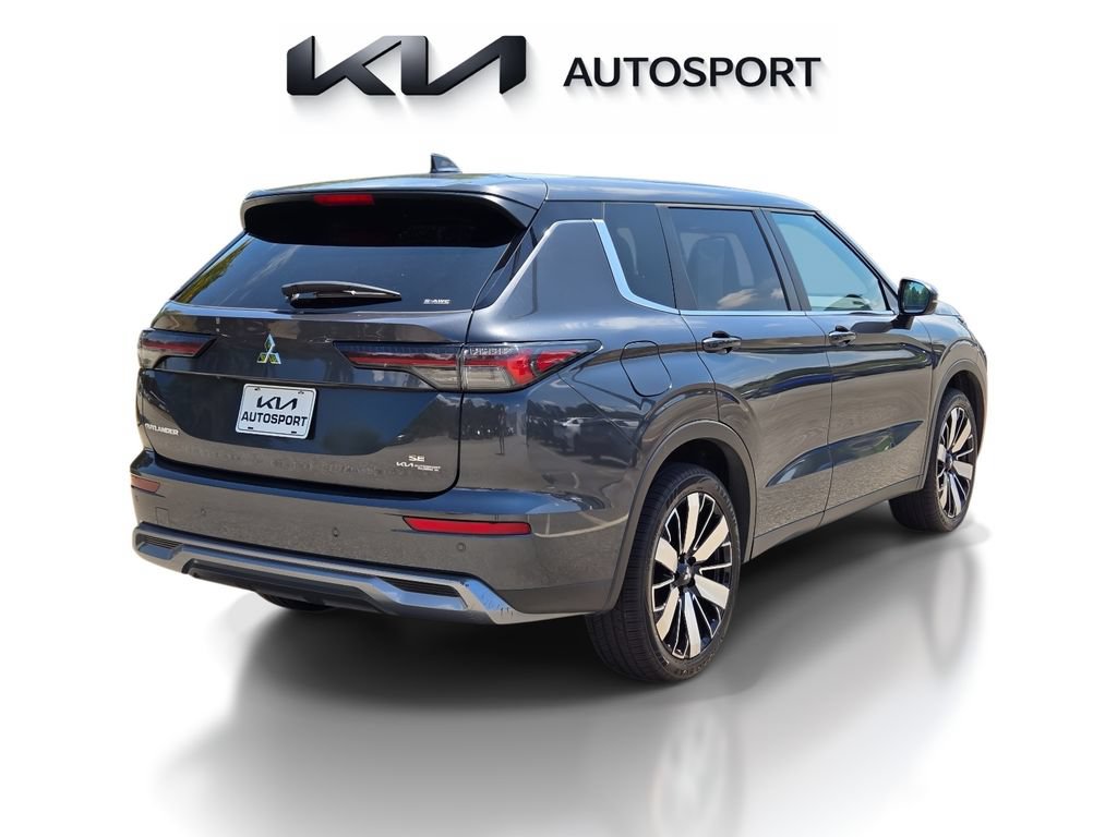 Used 2025 Mitsubishi Outlander SE AWD/4WD image 8