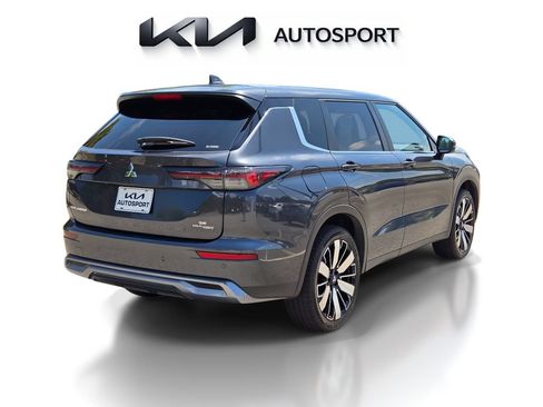 Used 2025 Mitsubishi Outlander SE AWD/4WD image 8