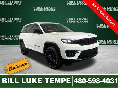 Used 2023 Jeep Grand Cherokee Limited w/ Black Appearance Package