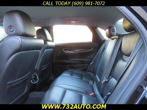 Used 2017 Cadillac XTS Luxury image 9