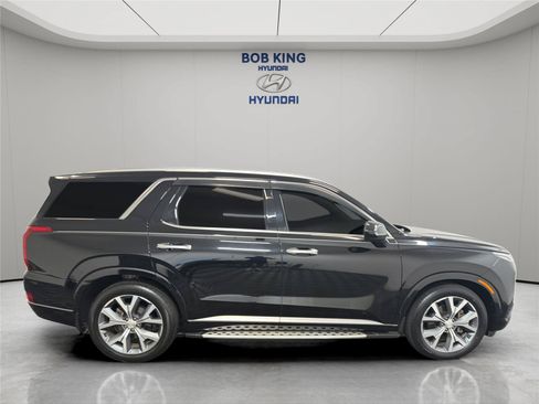 Used 2021 Hyundai Palisade Limited FWD image 6