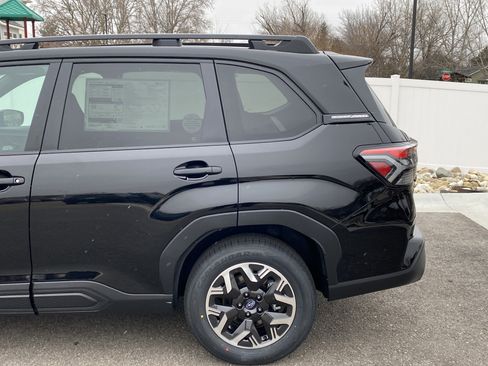 New 2026 Subaru Forester Premium image 4