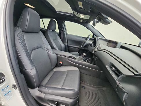 Used 2021 Lexus UX 250h w/ Luxury Package image 27