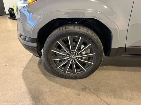 Used 2026 Lexus GX 550 w/ Cold Area Package image 48