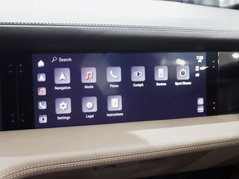 Used 2020 Porsche Taycan Turbo image 28