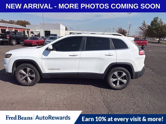 Used 2019 Jeep Cherokee Limited AWD/4WD image 4