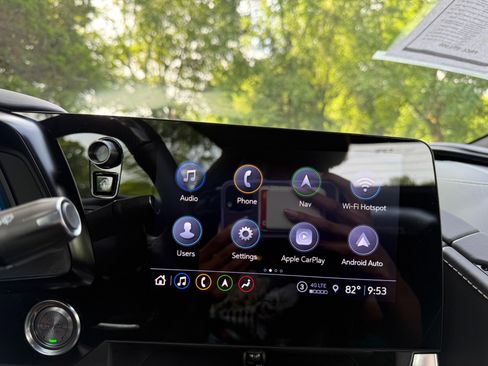 Used 2023 Chevrolet Corvette Z06 RWD image 42