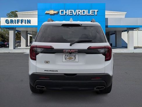 Used 2023 GMC Acadia SLE w/ Driver Convenience Package FWD image 8