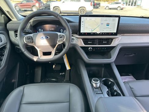 New 2026 Ford Explorer Active w/ Active Comfort Package image 24