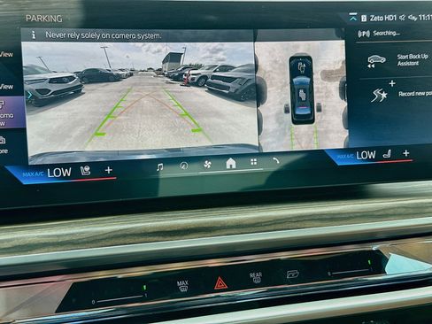 Used 2023 BMW 740i RWD image 13